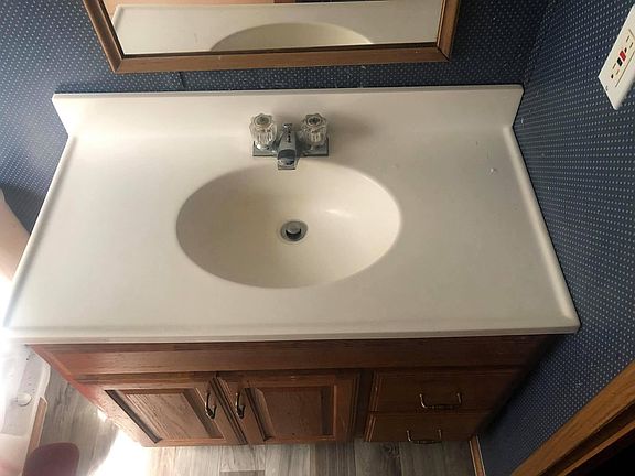 4th image of 4065 Richard Ln