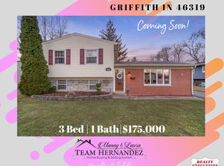 1044 N Oakwood St, Griffith, IN 46319