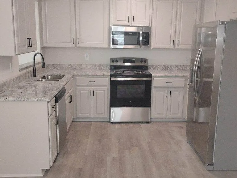 161 Coral Ln — Photo 5
