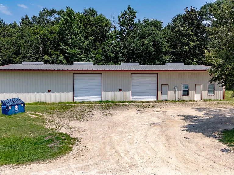 26605 E River Rd #A — Photo 1