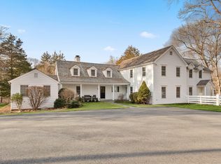 16 Fanton Hill Rd, Weston, CT 06883