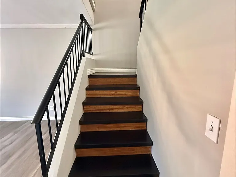722 Nectarine Ct #0 — Photo 23