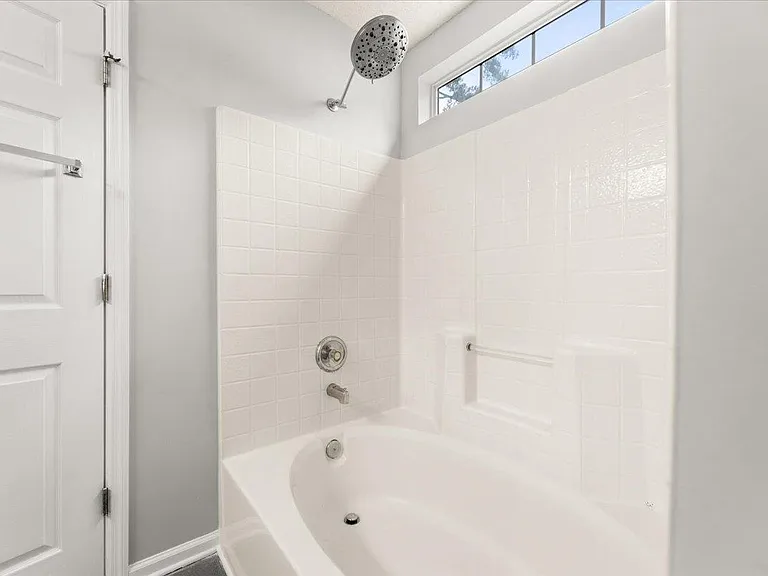 1201 Grasswind Dr — Photo 20