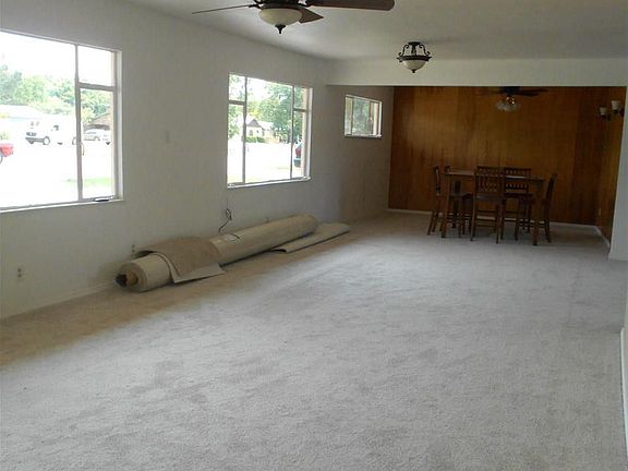 5th image of 1006 W Hermosa Dr