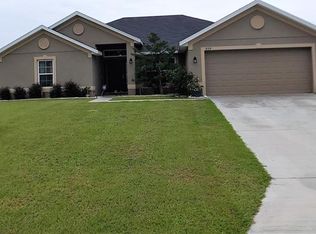 809 Chelsea Ave, Fruitland Park, FL 34731