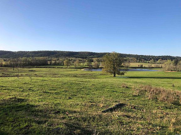 2nd image of 417 Creek Trl
