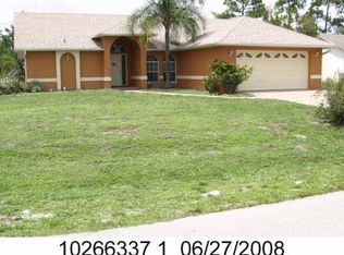 9083 Cypress Dr N, Fort Myers, FL 33967