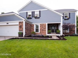55 Mayfair Dr, Aurora, IL