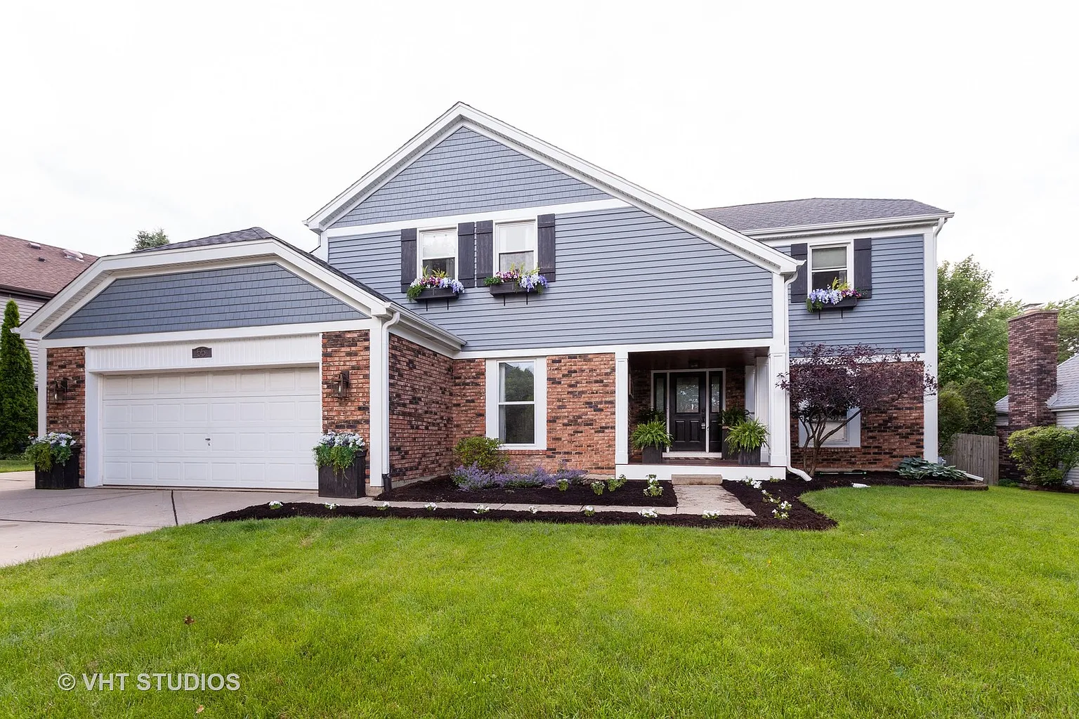 55 Mayfair Dr photo 1
