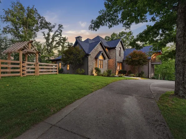 1126 Beechs Tavern Trl, Franklin, TN 37069