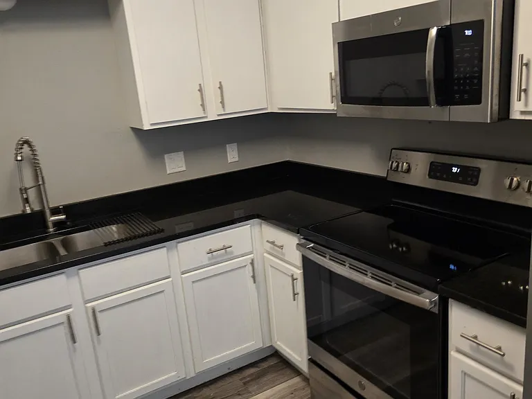 602 SE Grant St — Photo 9