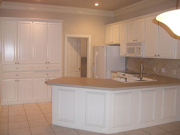5th image of 6611 NW Creekside Ct