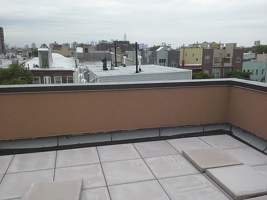 Rented by Sam Tabak | media 158