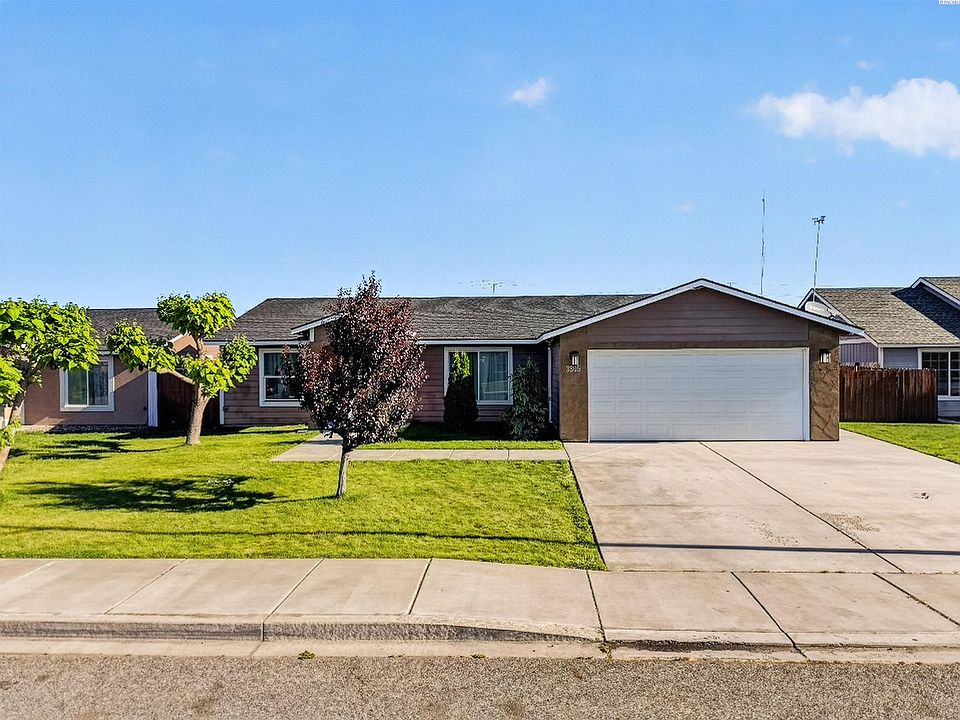 1st image of 3805 Estrella Dr