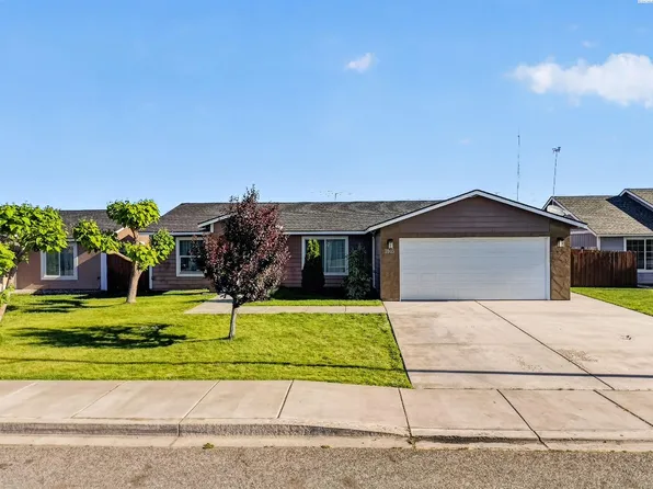 3805 Estrella Dr, Pasco, WA 99301