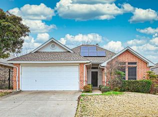 4810 Ashworth Ct, Arlington, TX 76017