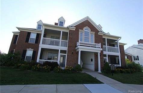 2nd image of 938 W Summerfield Glen Cir #108