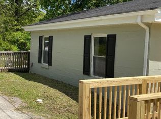 97 Midway Dr, Dunbar, WV 25064