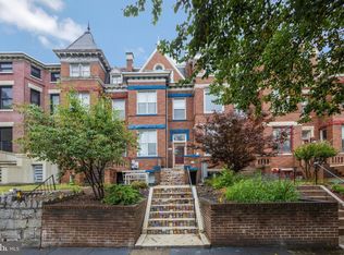 30 R St NE, Washington, DC 20002