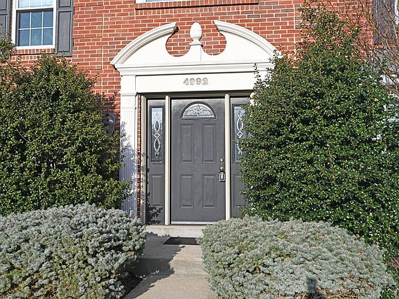 3rd image of 4992 Mallet Hill Dr