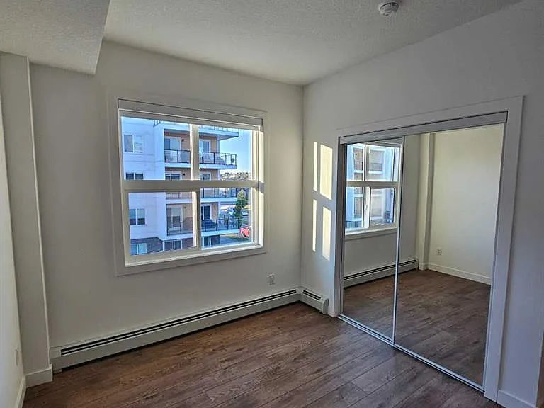265 Wolf Willow Blvd SE — Photo 9