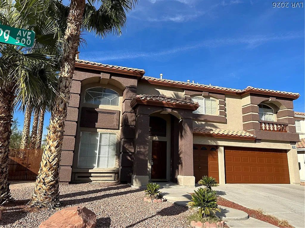 5 bed, 2.5 bath, 3108 sqft, $3,500 — Photo 4