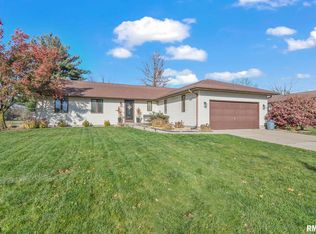 2517 Winfield Dr, Springfield, IL 62704