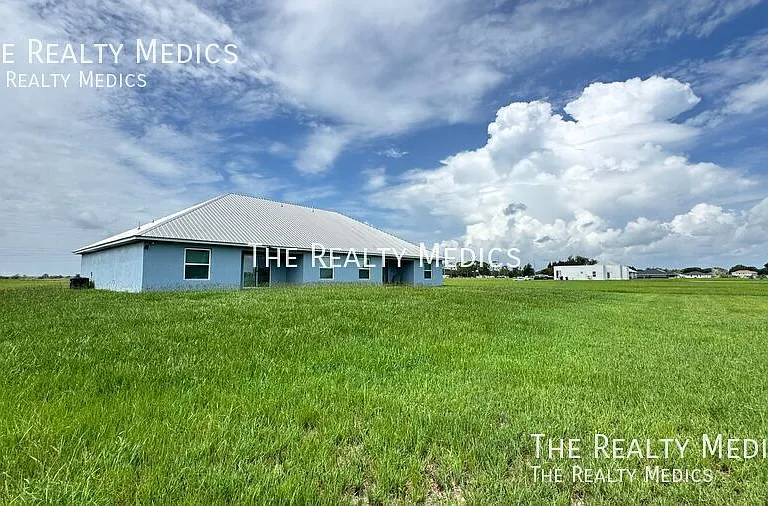 8219 Cozumel Ln — Photo 10