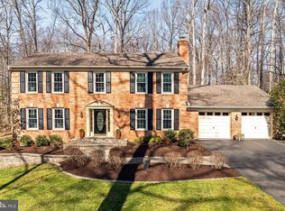 11529 Clara Barton Dr, Fairfax Station, VA 22039