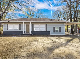 300 Saint Clair Dr, Longview, TX 75605