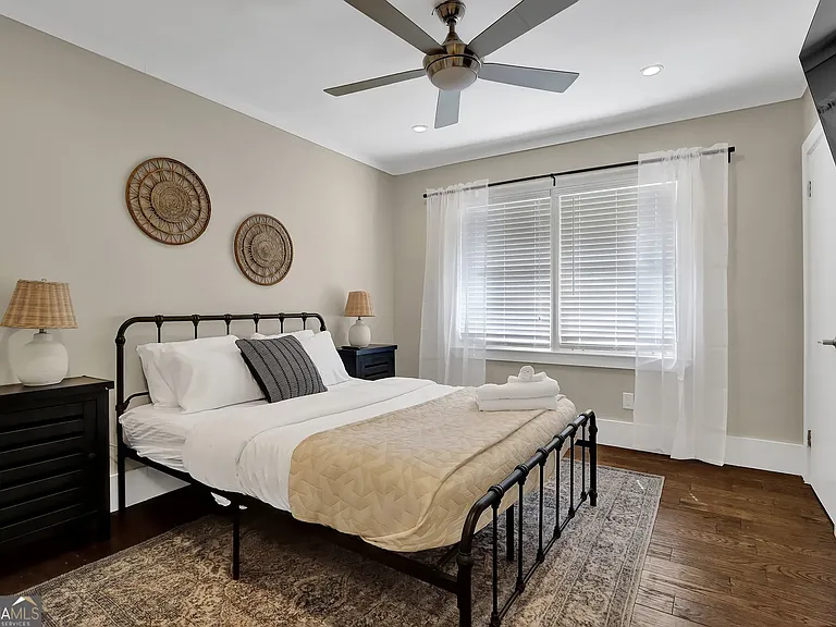 5963 McKinley St — Photo 3