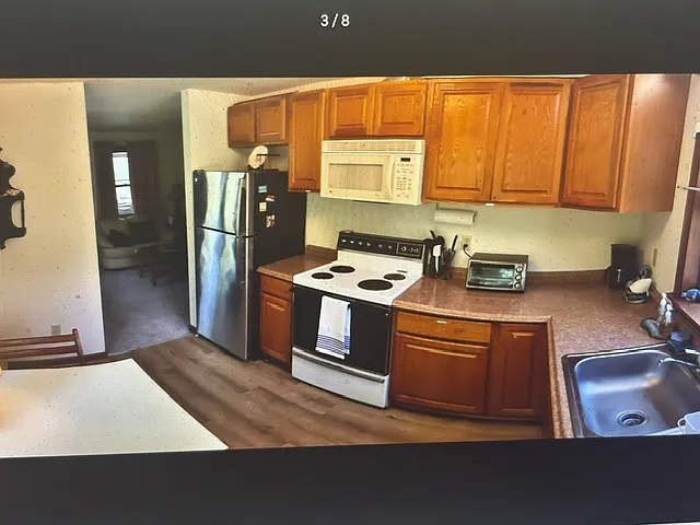 1 bed, 900 sqft, $2,500 — Photo 3