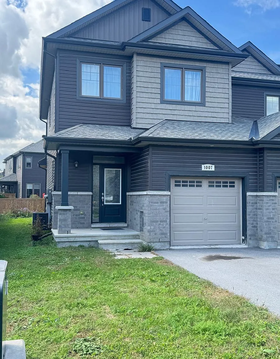 3 bed, $2,750 — Photo 1