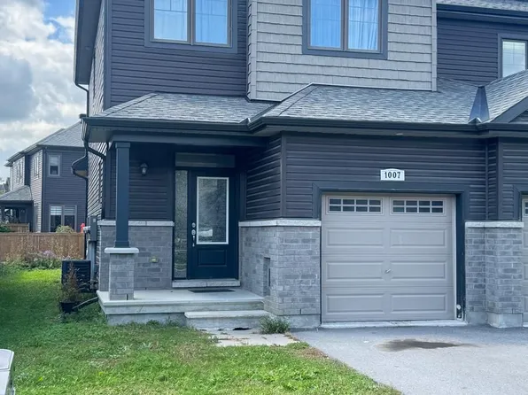 1007 Cedar Creek Dr, Ottawa, ON K1X 0G4