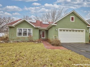 24748 W Highwoods Dr, Lake Villa, IL 60046