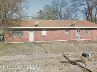 214 W Main St, Cumby, TX 75433