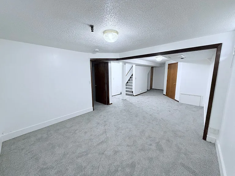 6109 Penn Ave S — Photo 17