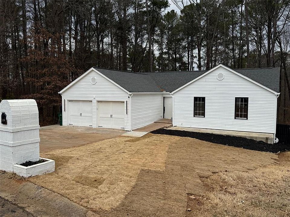 1st image of 538 Bluff Ct