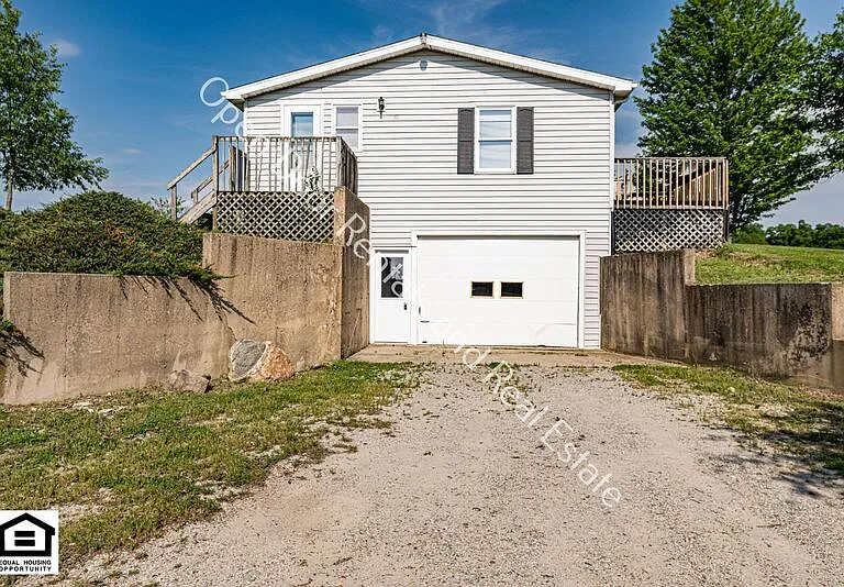 3378 E Shaughniss Rd — Photo 2
