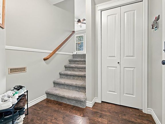 4th image of 36169 Lower Sumas Mountain Rd #38