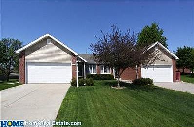 3rd image of 2731 S 82nd St