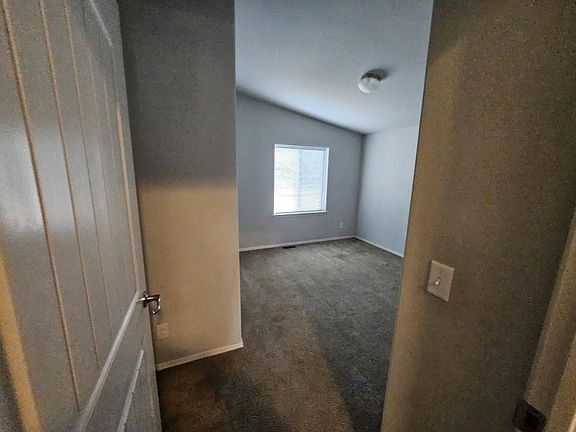4th image of 3626 Sea Mist Ave