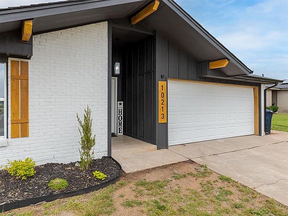 4th image of 10213 S Winston Way