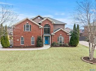 6711 Station View Dr, Owens Cross Roads, AL 35763