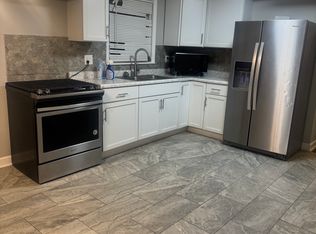 535 E 107th St #2, Chicago, IL 60628