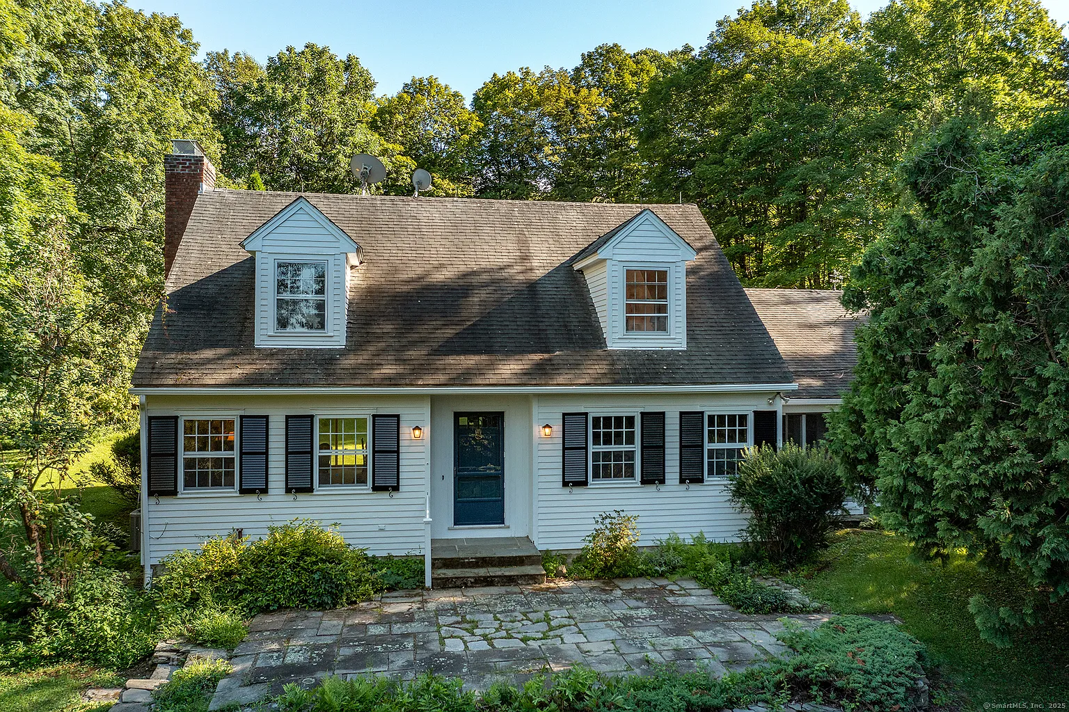 242 Tophet Road photo 1