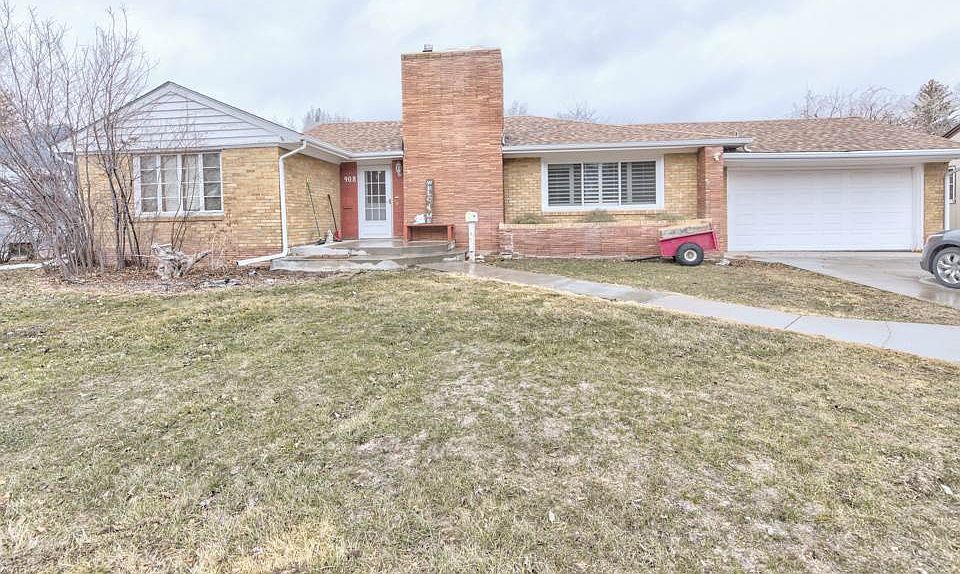 1st image of 908 S 13th St
