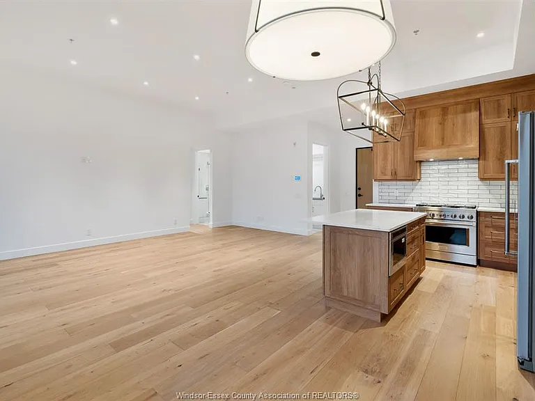 14400 Tecumseh Rd E #105 — Photo 14