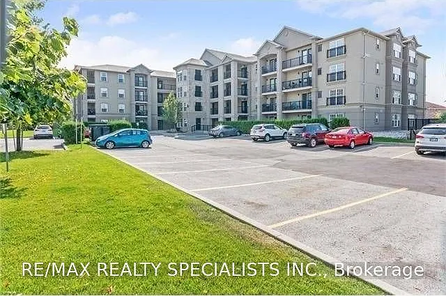 2 bed, $2,500 — Photo 1