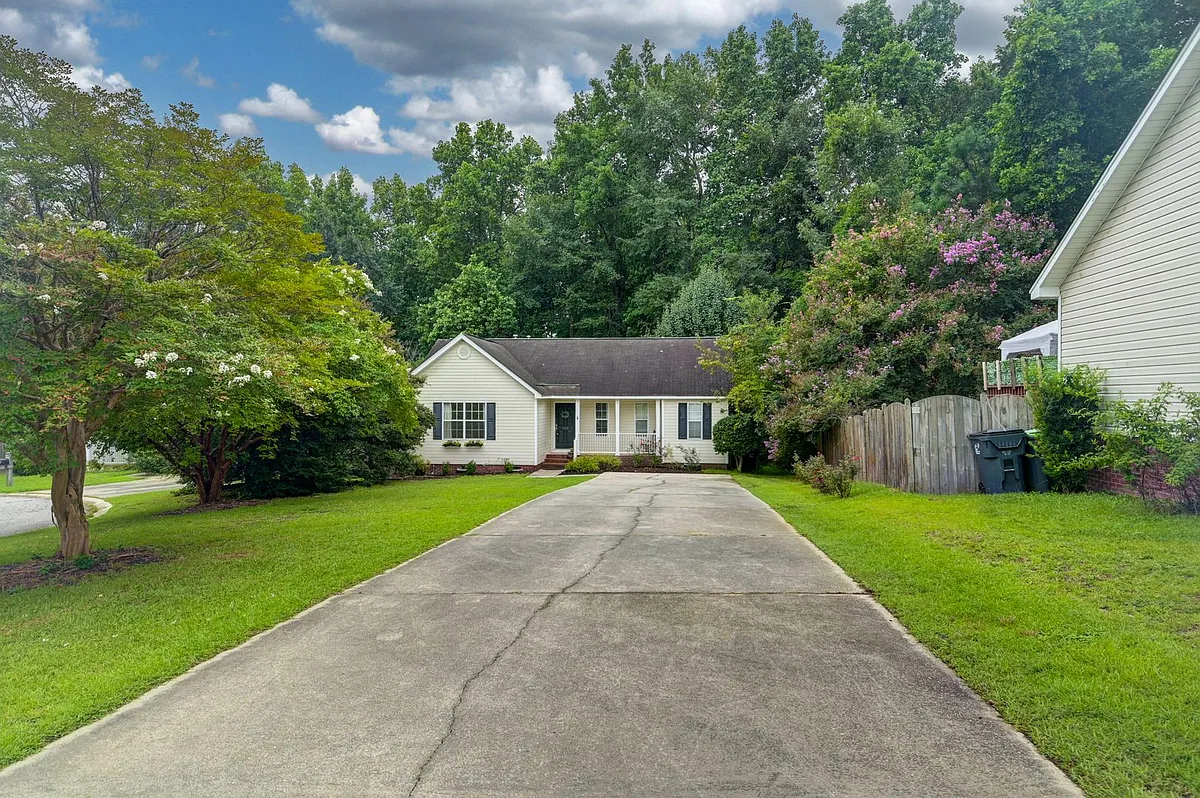 Building Photo - 109 Gibson Forest Dr